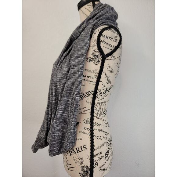 Lululemon OS Snap Scarf Wrap Infinity Heather Gray One Size Womens Athleisure - Picture 7 of 9